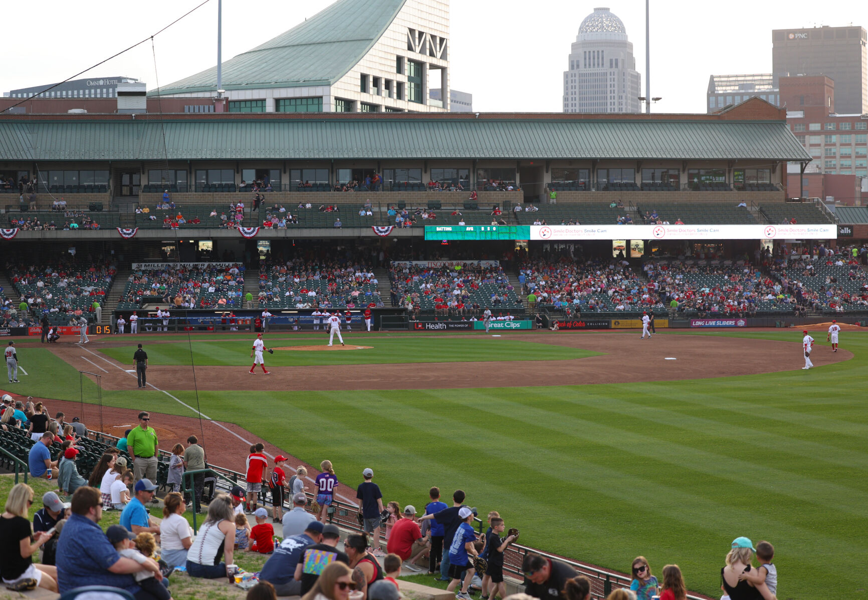 Louisville Bats hosting '502 Connect' night to honor first responders, encourage togetherness